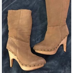 Brand new beige Platform suede boots Size 39